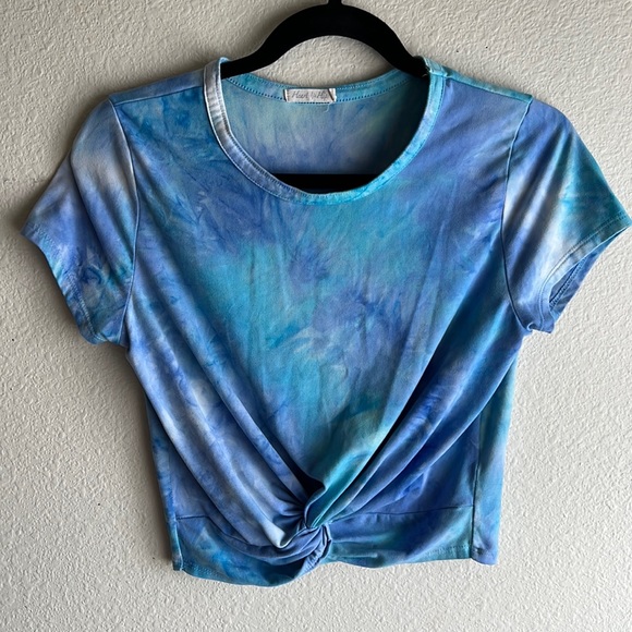 Blue Tie Dye Cropped Top Twist Front Blouse - Picture 4 of 11